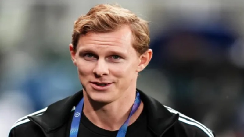 Cầu Thủ Emil Krafth: Chiến Binh Thầm Lặng Của Newcastle United